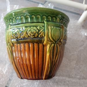 Vintage planter MC COY